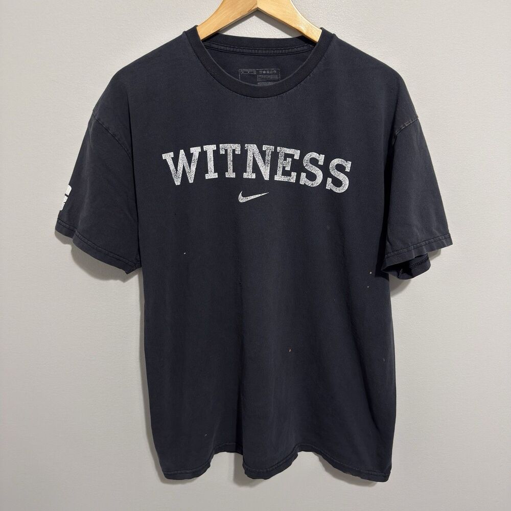 Vintage Nike Center Swoosh LeBron James Witness Black Graphic Shirt Size M